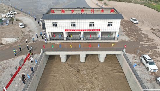 8月1日，巴楚县红海水库除险加固工程正式进入下闸蓄水阶段。