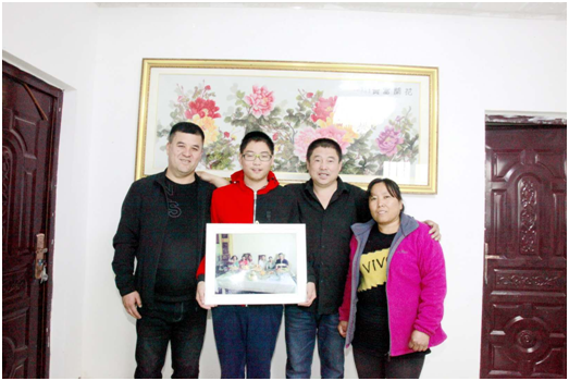 热比克·吾甫:我和亲戚一起过春节