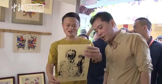 实拍马云“逛街”