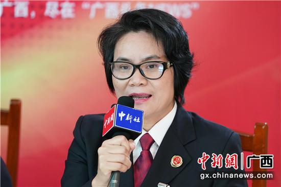 广西政协委员、崇左市人民检察院副检察长潘小玉 广西政协委员、崇左市人民检察院副检察长潘小玉