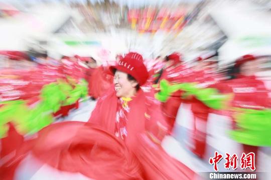 新疆天池景区年味浓