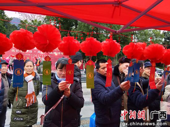 图为活动现场。曹伟军 摄 图为活动现场。曹伟军 摄