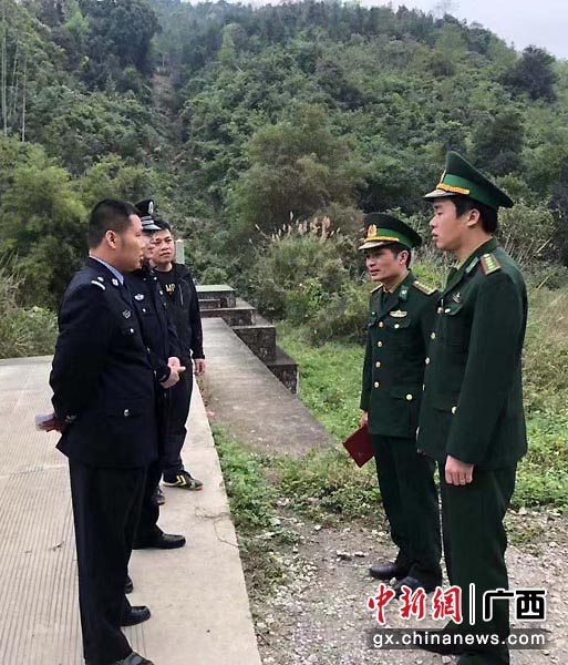 图为中越会晤。警方供图 图为中越会晤。警方供图