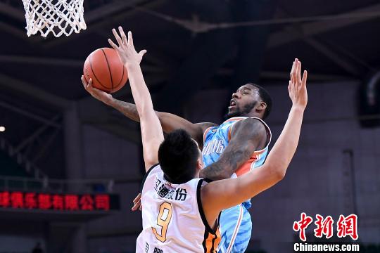 CBA联赛43轮 山西男篮125:134负于新疆男篮