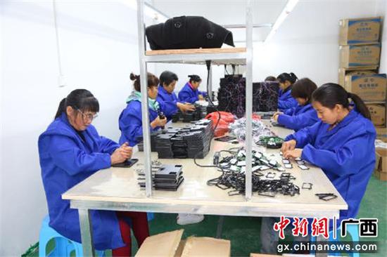 广西忻城县遂意乡创新举措推进脱贫攻坚
