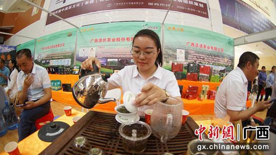 2019年广西经济_...改革委积极参加2019年广西优质企业债券现场推介会暨企业债券融资...(2)