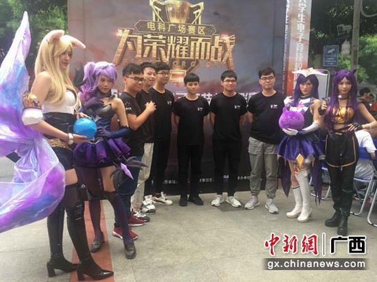 图为活动现场。陈茜 摄 图为活动现场。陈茜 摄