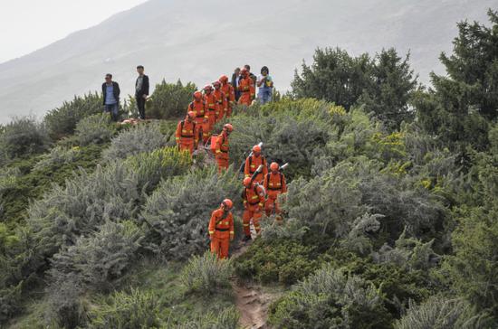 新疆森林消防总队:爱在青山绿水间的一份责任守护