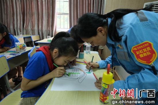 活动现场。邹振远 摄 活动现场。邹振远 摄