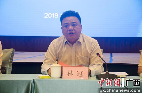 贺州市市长林冠