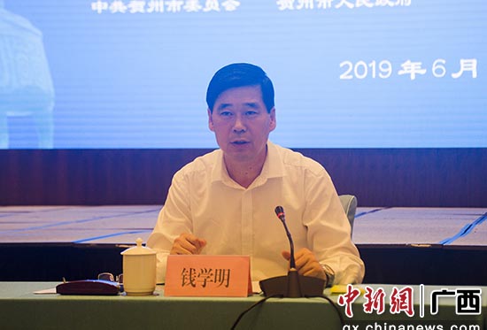 广西自治区政协副主席、民建广西区委主委钱学明