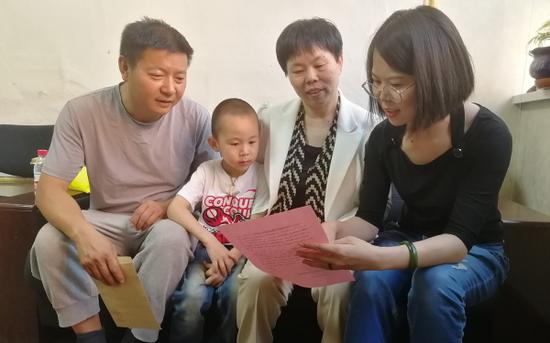 新疆森林消防总队新训大队向新消防员家属寄送“一封信”