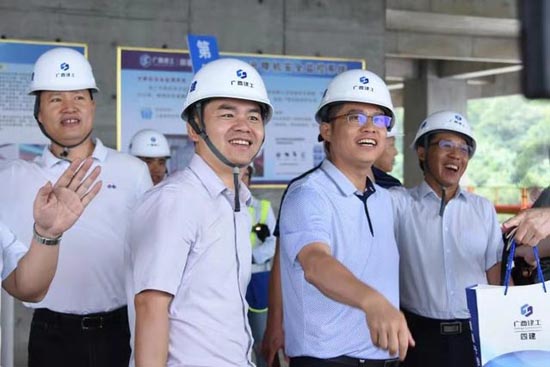 图为观摩会现场。 柴健 摄 图为观摩会现场。 柴健 摄