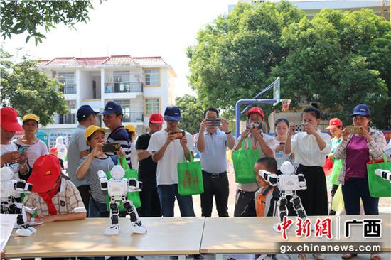 第七届广西青少年科学节南宁西乡塘区活动启动