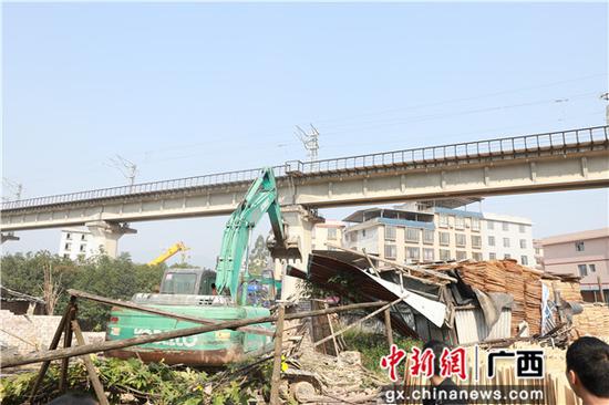 高铁周边拆除违建 高铁周边拆除违建