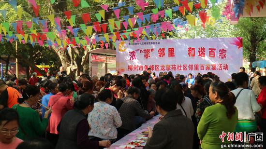 活动现场。 活动现场。