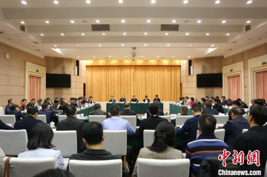 图为会议现场 林浩 摄 图为会议现场 林浩 摄