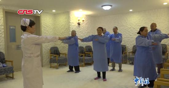 新疆医院用盐做成的治疗室 专治尘肺病等呼吸道疾病