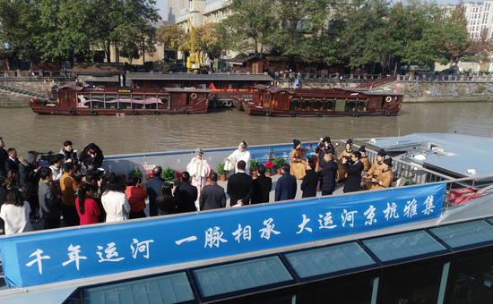 诗人彭俐谈京杭大运河：中华文脉“曲水流觞” 周悦磊 摄