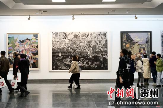 2019貴陽學院美術學院教師作品展在貴陽美術館開展 李婧 攝 2019貴陽學院美術學院教師作品展在貴陽美術館開展 李婧 攝