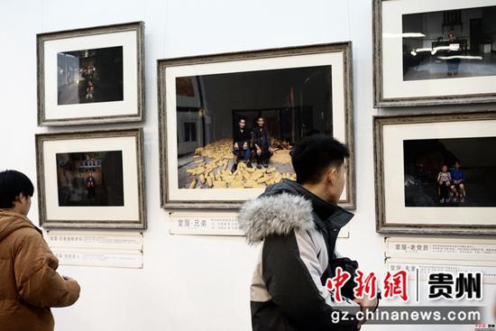 2019貴陽學院美術學院教師作品展在貴陽美術館開展 李婧 攝 2019貴陽學院美術學院教師作品展在貴陽美術館開展 李婧 攝