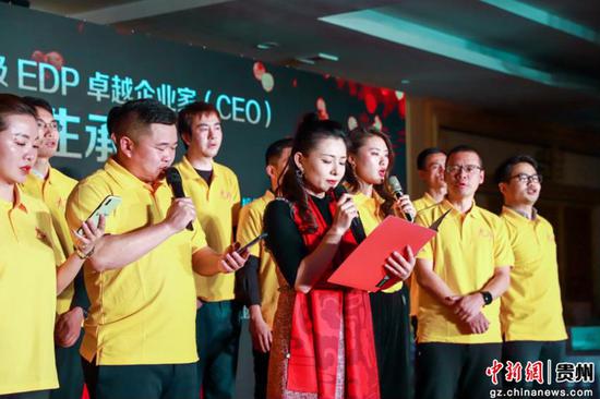 图为活动现场。 图为活动现场。