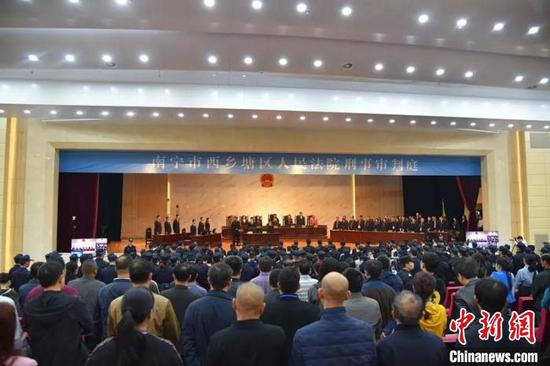 图为案件宣判现场 南法宣 摄 图为案件宣判现场 南法宣 摄