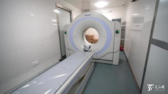 8秒扫描一人！ 新疆首台“方舱CT”为新冠检测提速