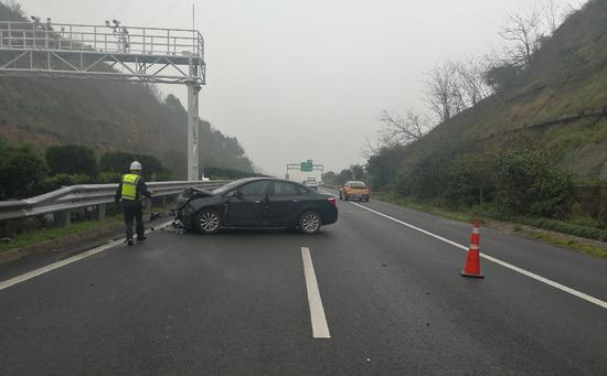 今日台州市到喀什地区高速出入口开通关闭最新路况消息