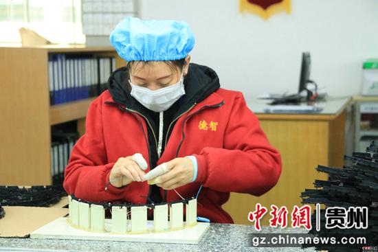 扫地机器人灯箱配件加工 扫地机器人灯箱配件加工