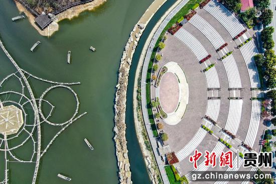 毕节市七星关城区倒天河下游碧阳湖景观 陈曦 摄 毕节市七星关城区倒天河下游碧阳湖景观 陈曦 摄