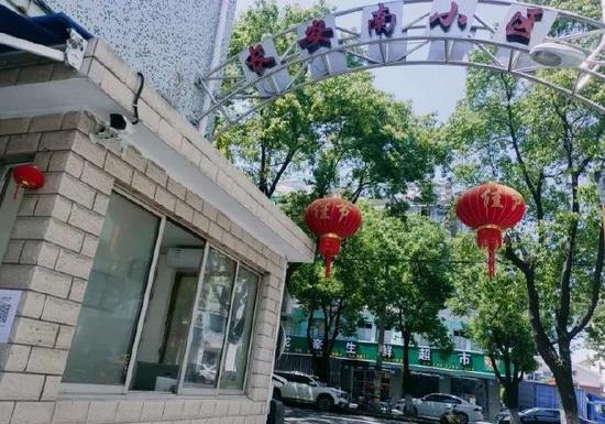 许炜所在的小区。  余姚宣传部供图