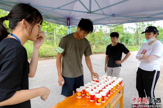 味蕾挑战。杨明藩 摄 味蕾挑战。杨明藩 摄