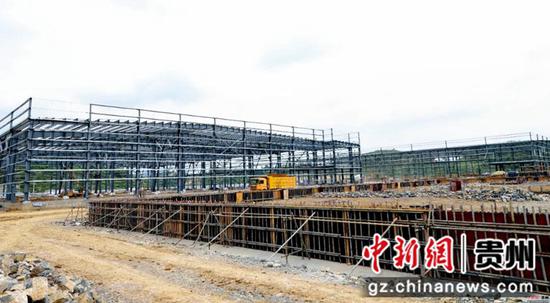 施工现场 杨磊 摄 施工现场 杨磊 摄