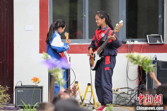 瞿宏伦 摄 瞿宏伦 摄