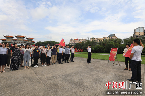 南溪山医院党员赴兴安开展红色教育主题党日活动