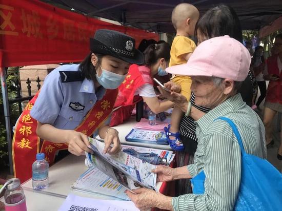 梧州市首支女子社区警务队:“东大门”女哨兵 平安梧州的守护者
