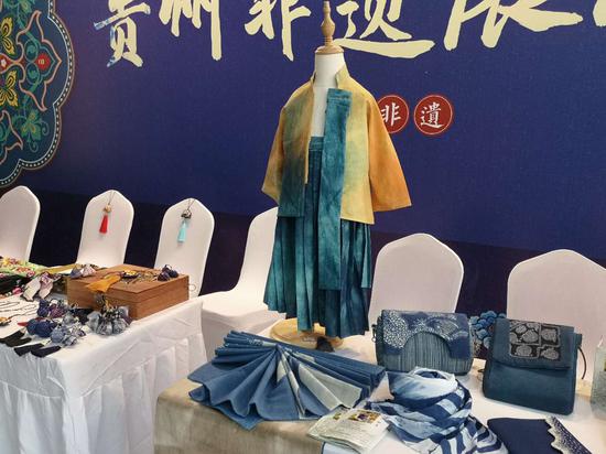 �Ƽ���ֳ�̯λ�� ͯЦ�� ��