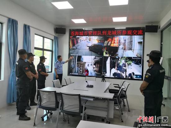 梧州龙圩警方推行“五小练兵法”争当基层标杆