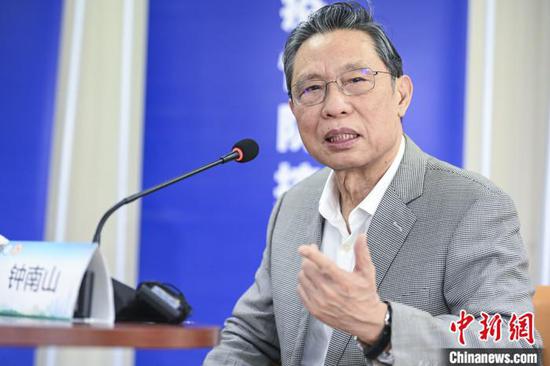 资料图:钟南山。 中新社记者 陈骥旻 摄