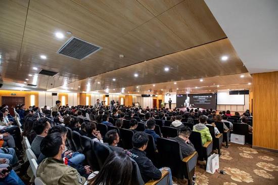 招商发布会现场 招商发布会现场