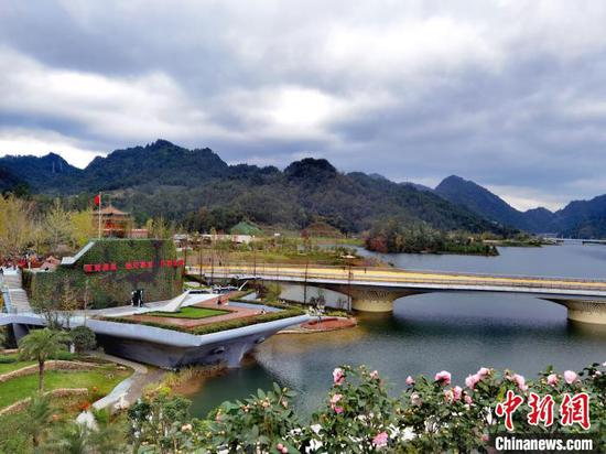 图为绿博园的景观。 周燕玲 摄 图为绿博园的景观。 周燕玲 摄