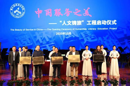 ��ֳ� ���췽��ͼ