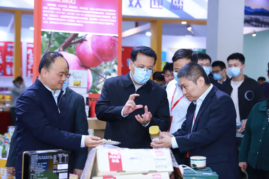新疆阿克苏农特产品走进2020年浙江省农博会