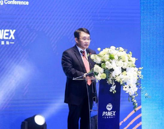 浙江省商务厅副厅长张钱江致辞。 主办方供图