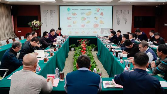 聽“水果大王”錢金耐說......