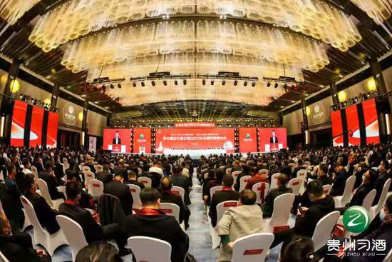 习酒全国经销商大会现场。 习酒全国经销商大会现场。