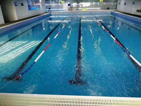 体能训练基地内的游泳馆 吴兴公安提供