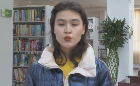 新疆大学生：“睁着眼睛说瞎话，说的就是你！蓬佩奥！”