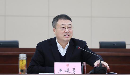 浙江省人大代表、温州市瓯海区委书记王振勇。瓯海区委宣传部 供图